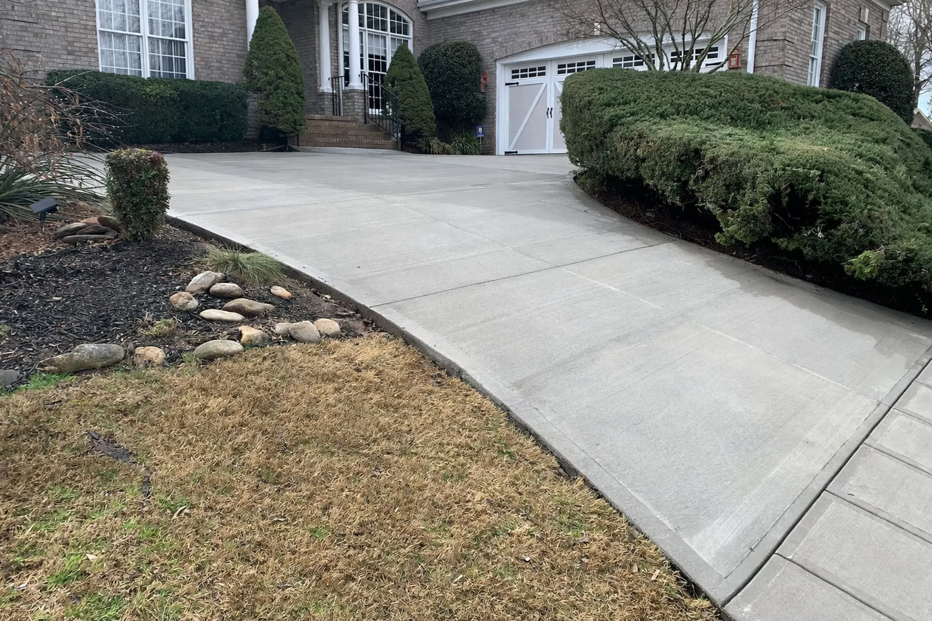 Concrete driveway building in Cupertino, CA